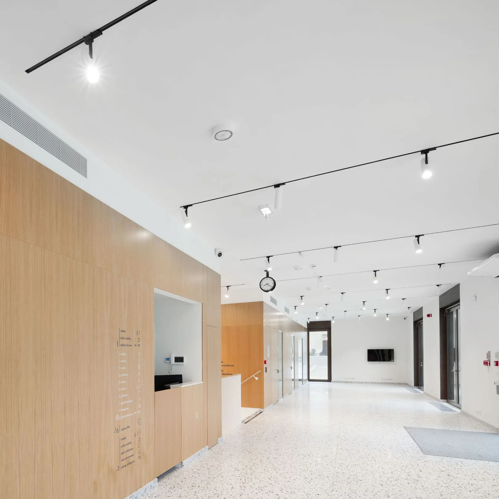 Sonacoustic® plaster at the University of Warsaw