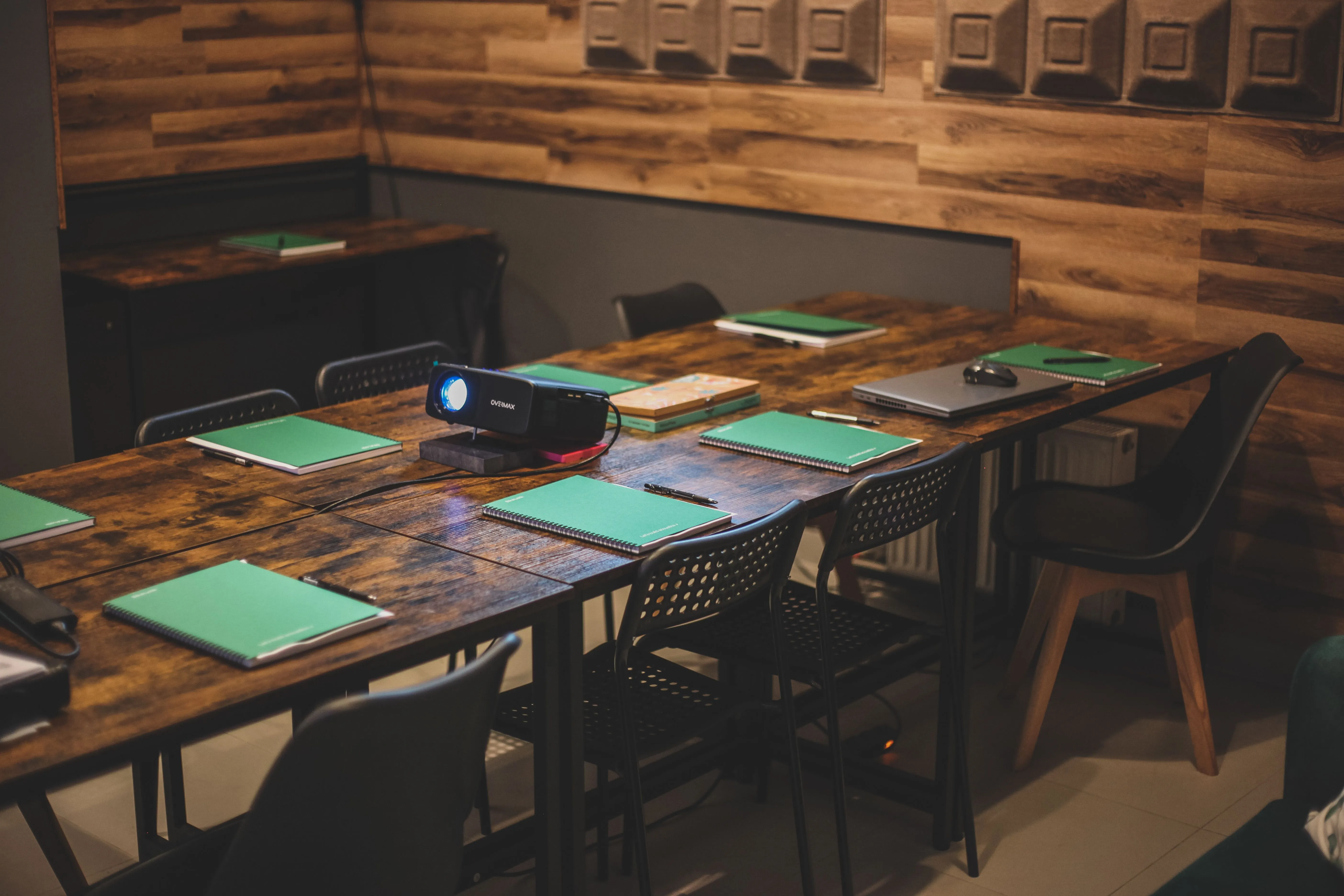 Prepared workshop room