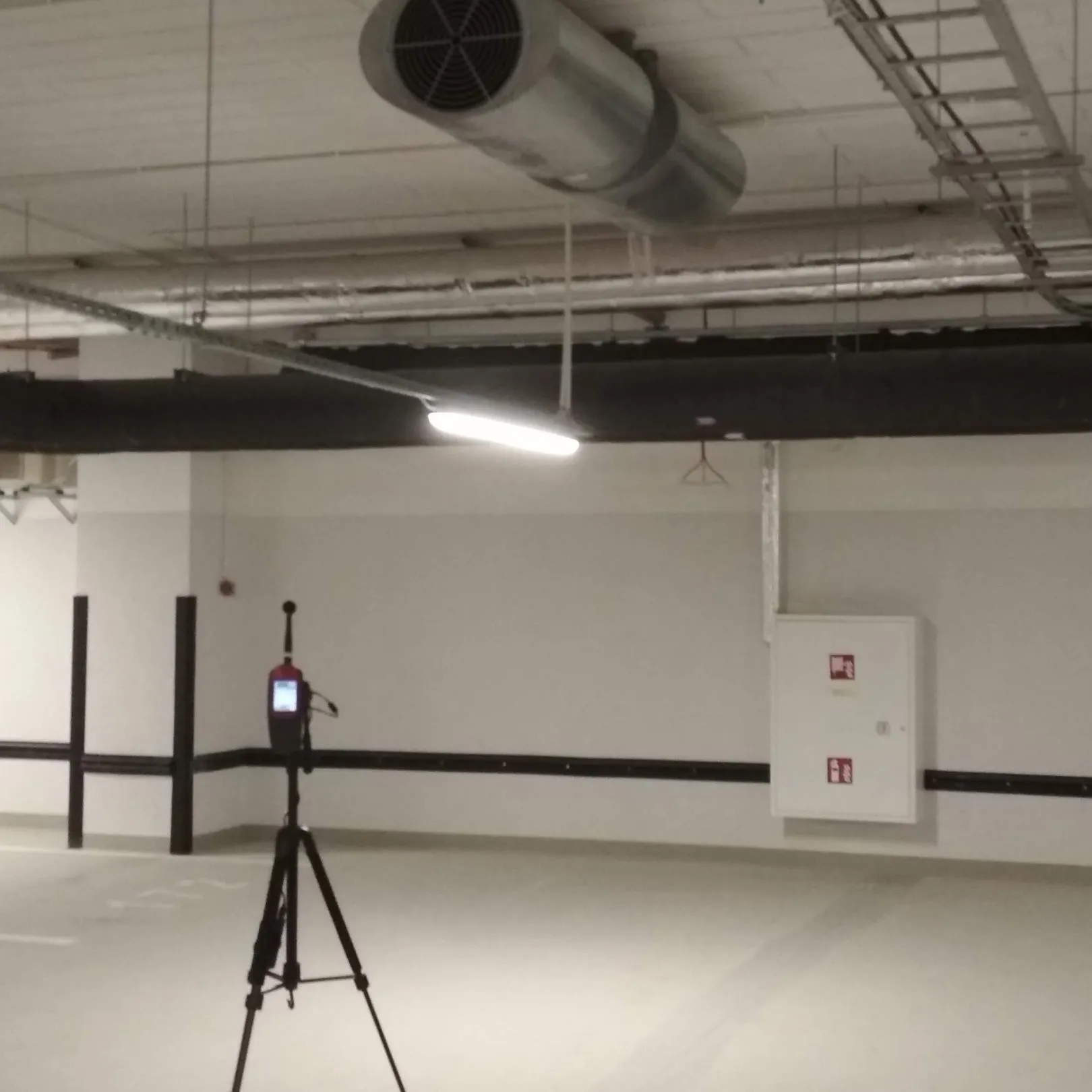 Noise measurements in the underground garage